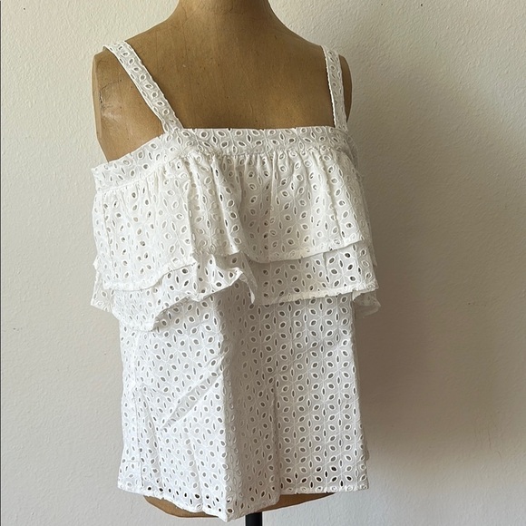 Never A Wallflower sz M eyelet tank blouse with ruffle NWT White, side zip - Picture 1 of 6